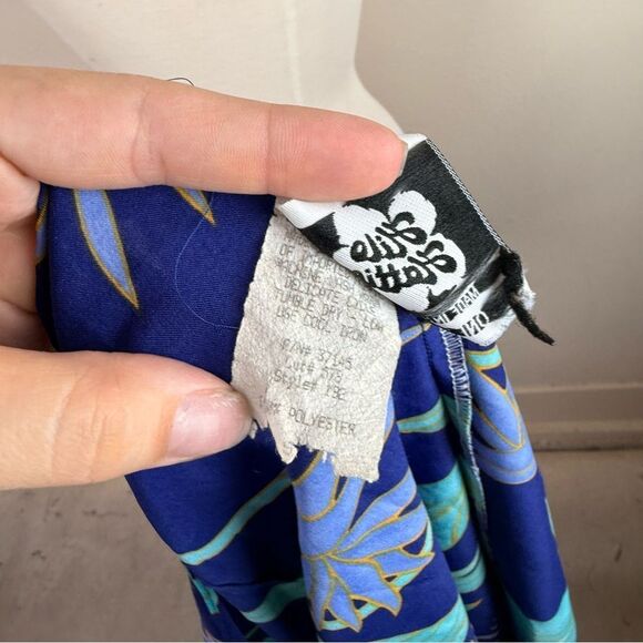 Hilo Hattie Vintage Sarong Wrap Skirt Crane Floral Hawaiian Blue One Size - Picture 7 of 7